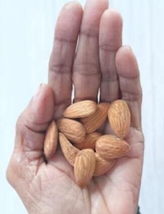 آجیل برای سالمندان